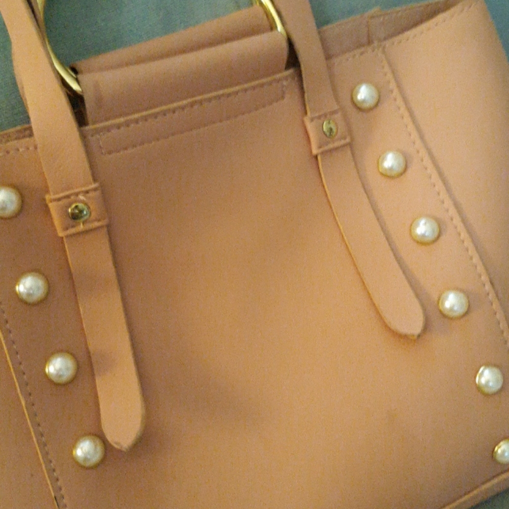 Purse - Picture 3 of 3